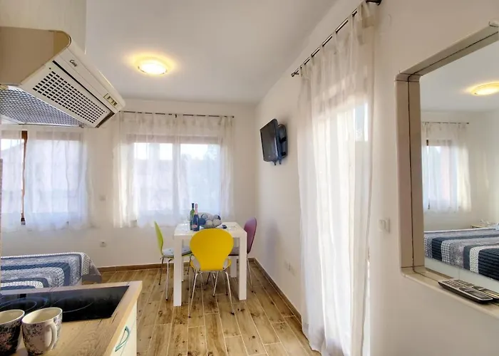 Margarita Apartment *